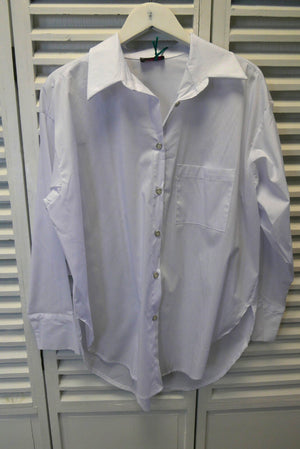 Weiße Oversized Bluse aus Baumwolle mit Kristallknopfleiste